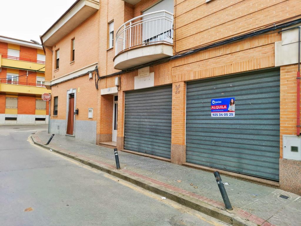 Alquiler de Local en Mora en Toledo - Imagen 1