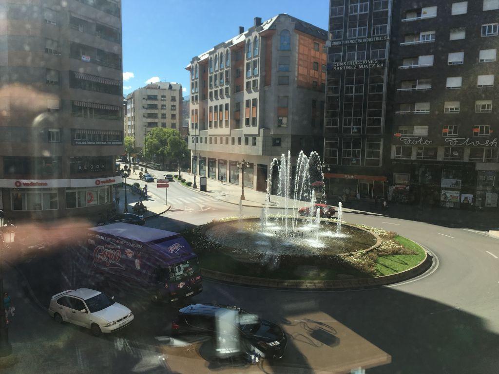 EDIFICIO EN CONSTRUCCIÓN en Ponferrada - Imagen 1