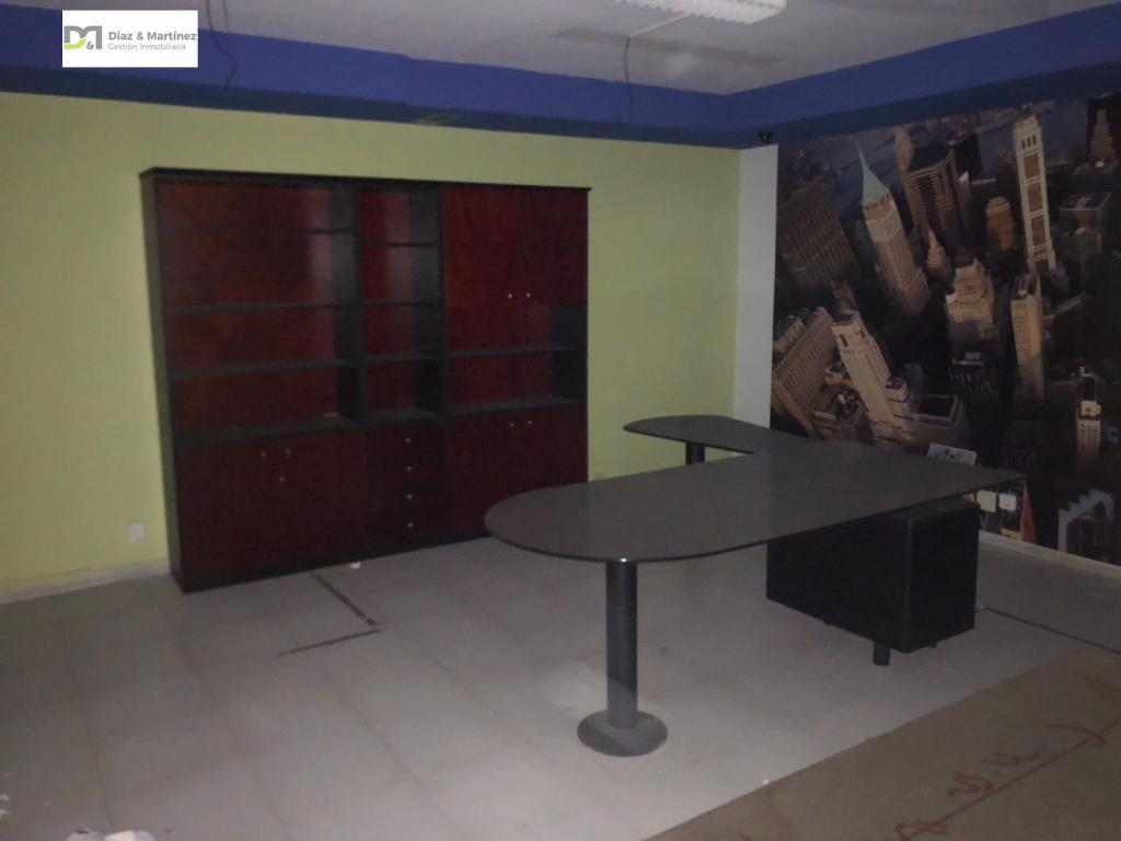 CHALET REFORMADO, 2 CASAS DE INVITADOS, PISCINA CLIMATIZADA, … en León - Imagen 1