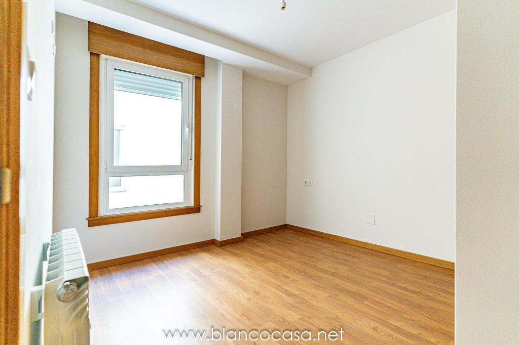 MARAVILLOSA CASA DE CAMPO IDEAL PARA UNA CASA RURAL en Carballo - Imagen 1