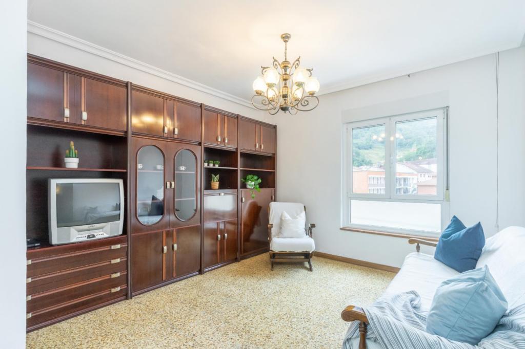 Venta de Villa en Rojales en Mieres - Imagen 1