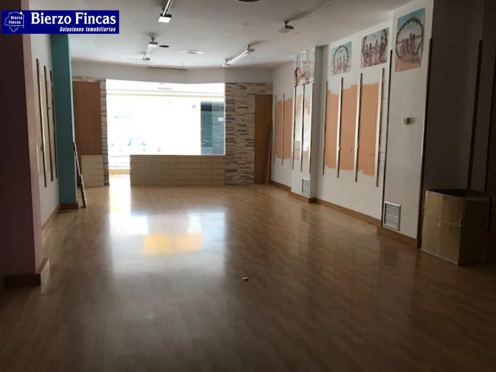 ESPECTACULAR CASA EN PINOS GENIL en Ponferrada - Imagen 1