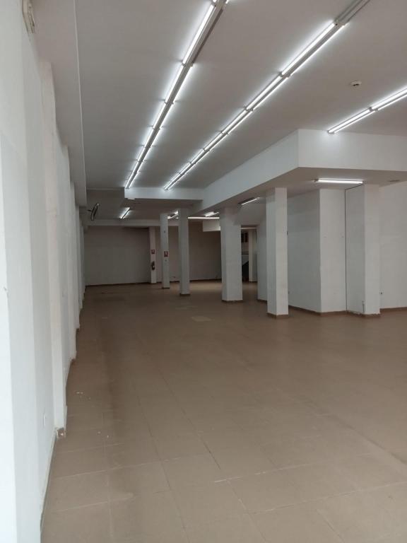 PISO REFORMADO CON PATIO en Altea - Imagen 1
