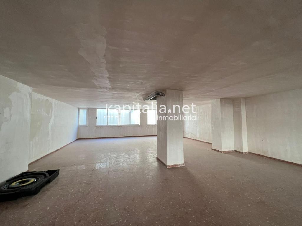 LOCAL CENTRO RENFE en Ontinyent - Imagen 1