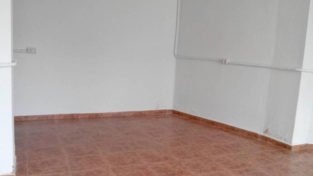 OPORTUNIDAD, CASA REFORMADA CON PISCINA, CON LICENCIA DE … en Badajoz - Imagen 1