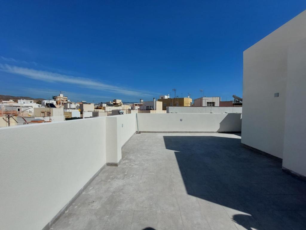 FINCA RÚSTICA EN CÓNCHAR en Almería - Imagen 1