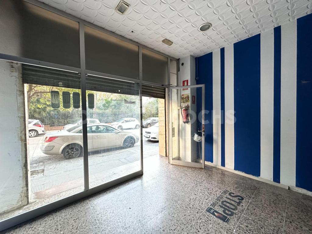 Se vende edificio en Barbastro en Reus - Imagen 1