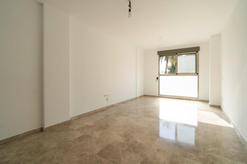 Oportunidad de Inversión ? Inmueble Sin Posesión en Alfafar - Imagen 1