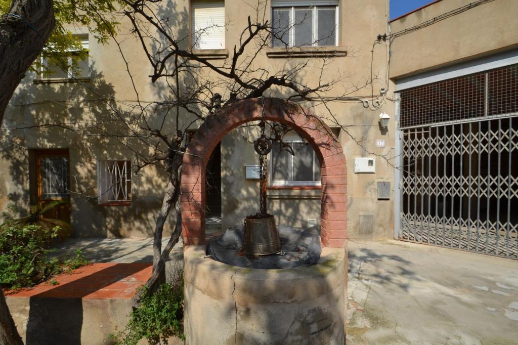 ADOSADA CON PISCINA PROPIA en Amposta - Imagen 1