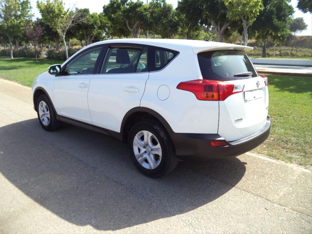 TOYOTA Rav4 en Torre del Mar - Imagen 1