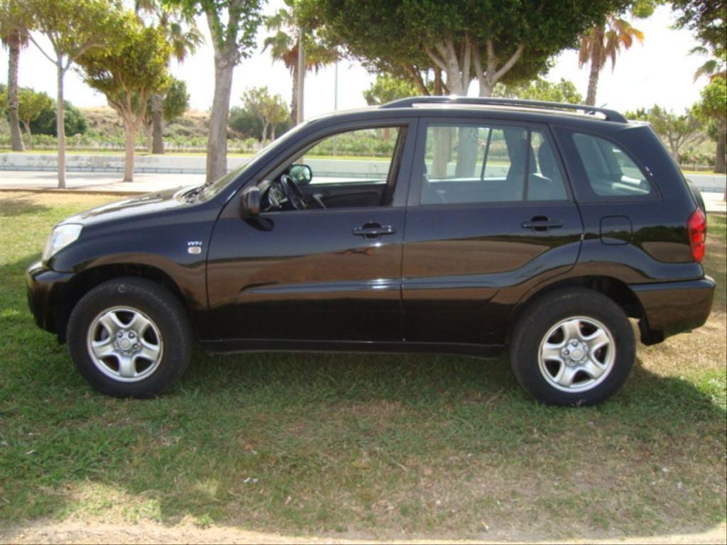 TOYOTA Rav4 en Torre del Mar - Imagen 1