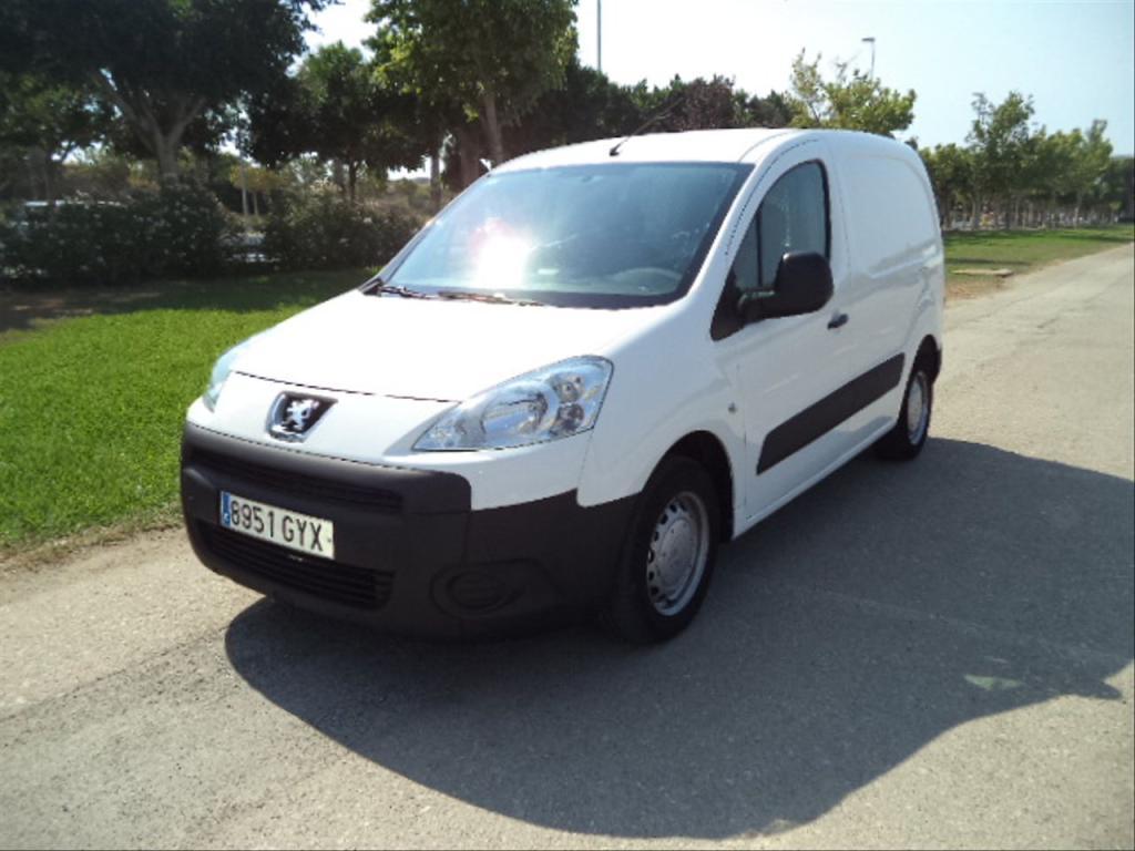 PEUGEOT Partner en Torre del Mar - Imagen 1