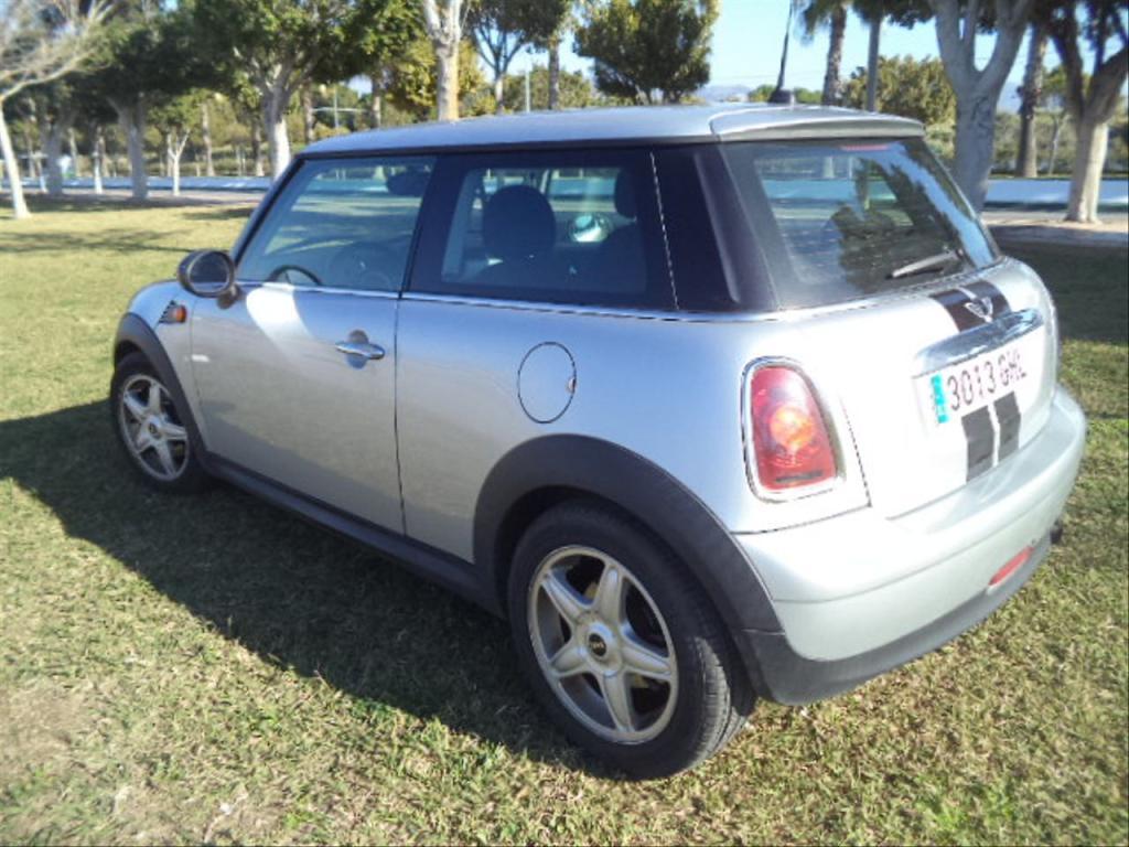 MINI MINI en Torre del Mar - Imagen 1
