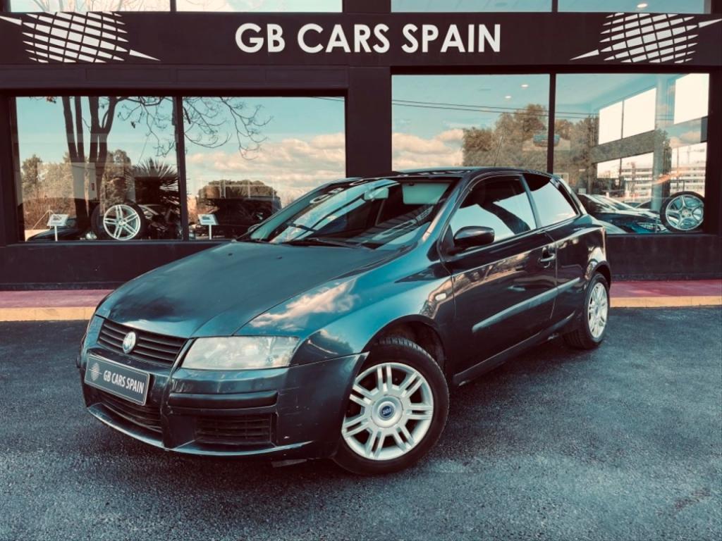 FIAT Stilo en Collado-Villalba - Imagen 1