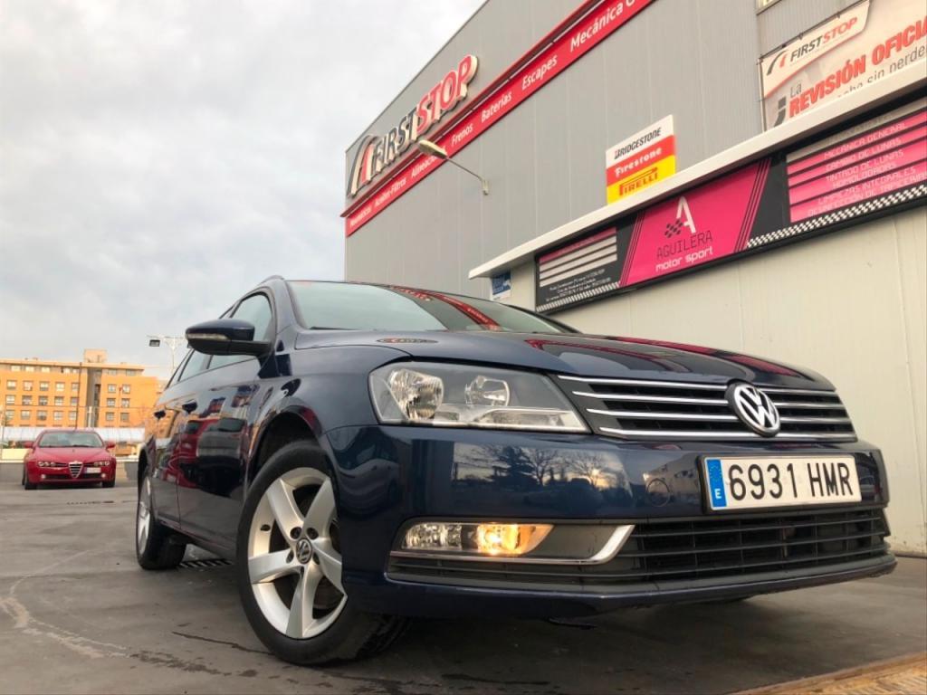 VOLKSWAGEN Passat en Ponferrada - Imagen 1