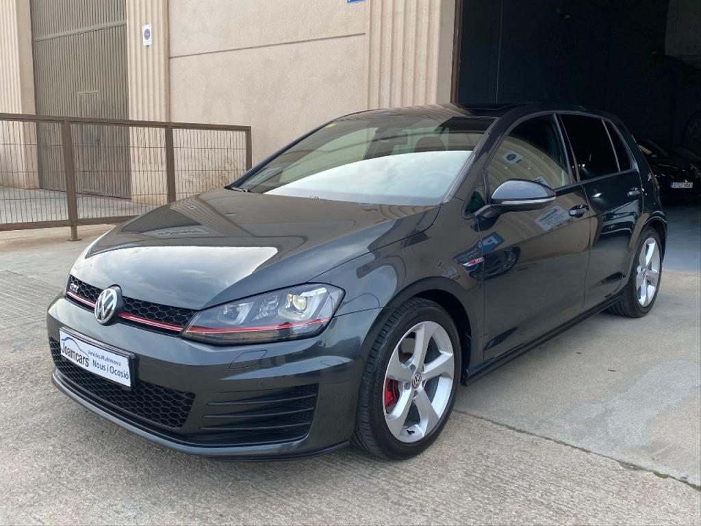 VOLKSWAGEN Golf en Vic - Imagen 1