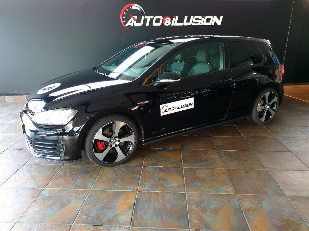 VOLKSWAGEN Golf en Vigo - Imagen 1