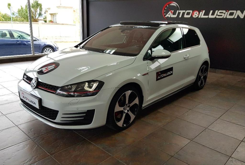 VOLKSWAGEN Golf en Vigo - Imagen 1