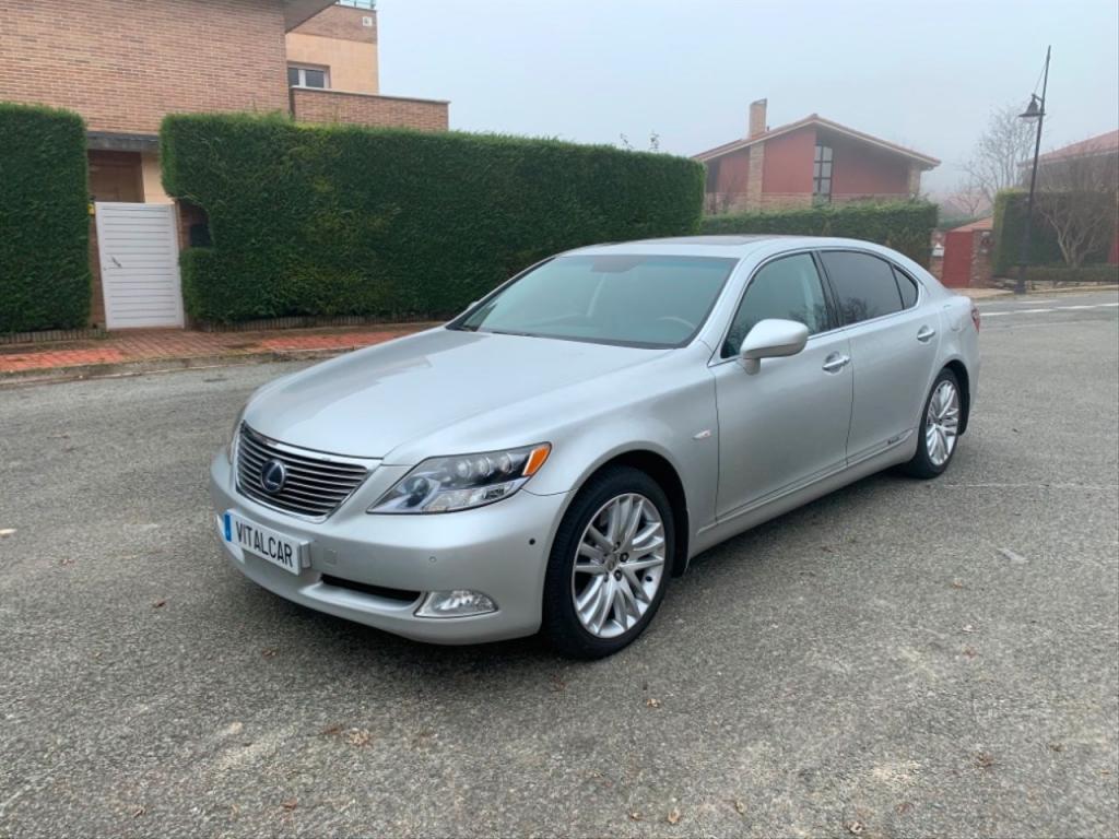 LEXUS LS600h en Miranda de Ebro - Imagen 1
