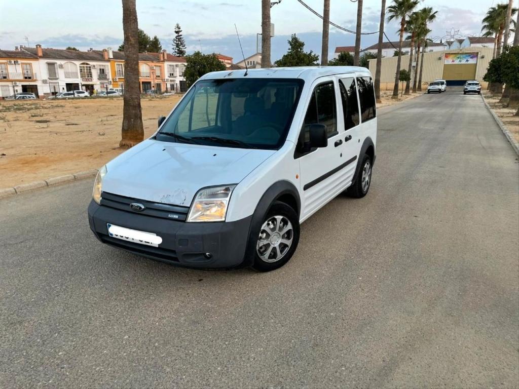 FORD TOURNEO CONNET en Culleredo - Imagen 1