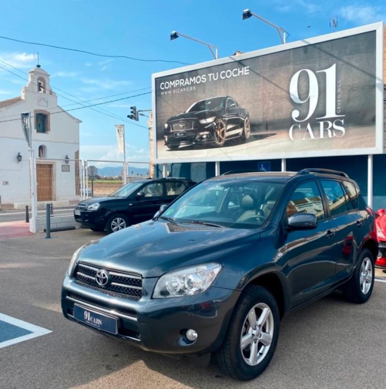 TOYOTA Rav4 en Alboraya - Imagen 1