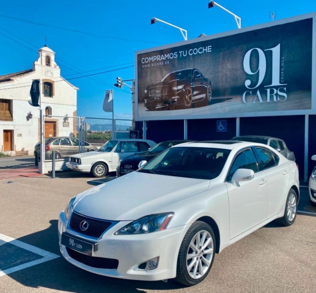 LEXUS IS en Manises - Imagen 1