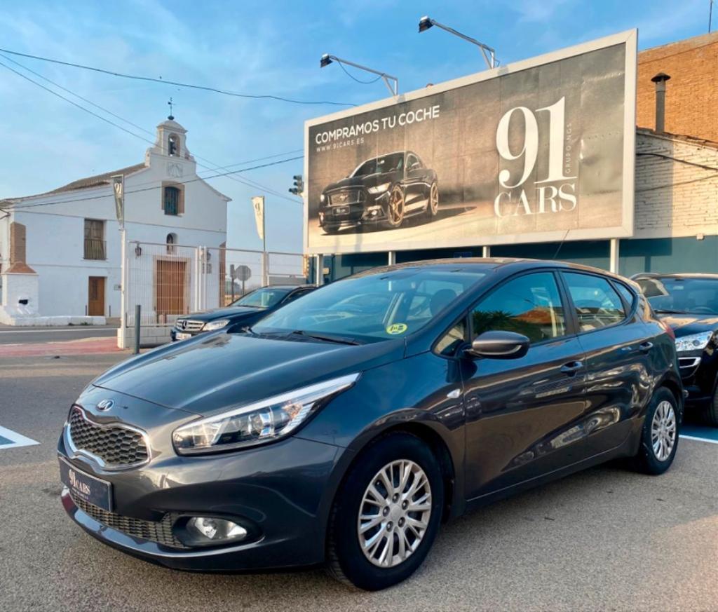 KIA ceed en Alboraya - Imagen 1