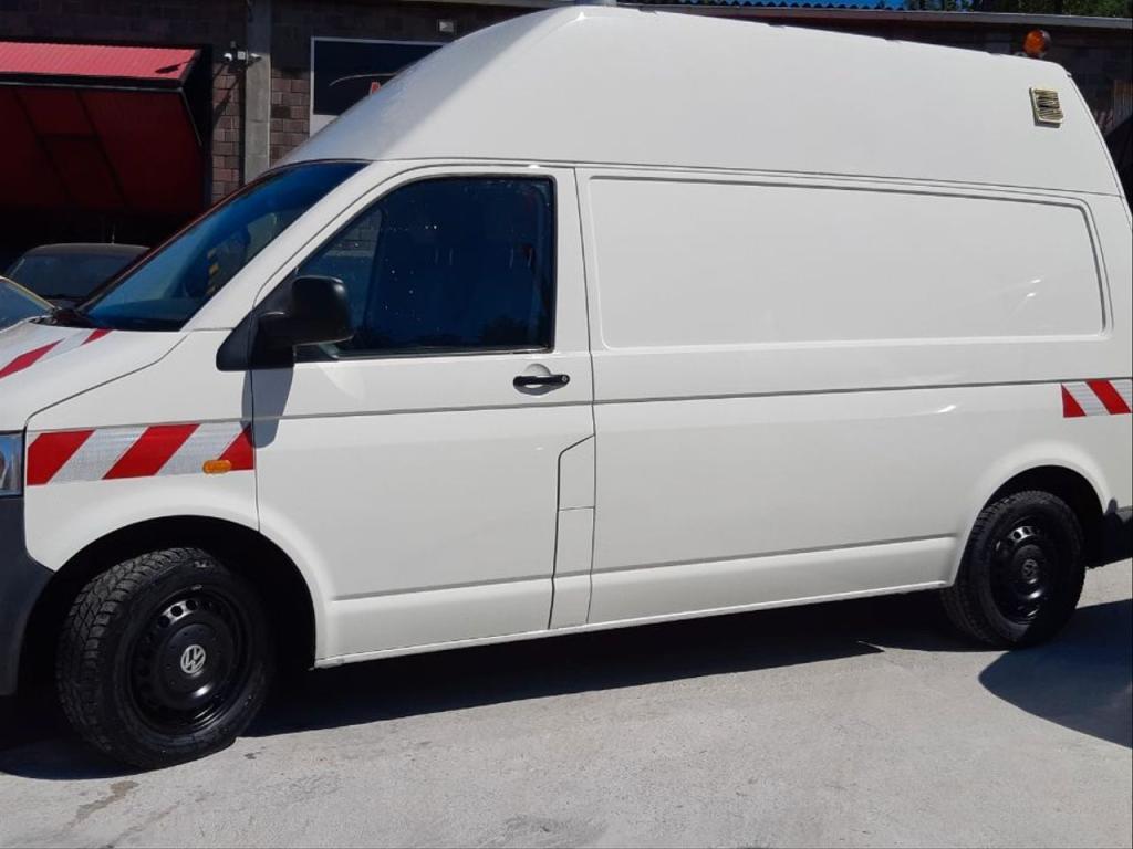 VOLKSWAGEN Transporter en Ceuta - Imagen 1