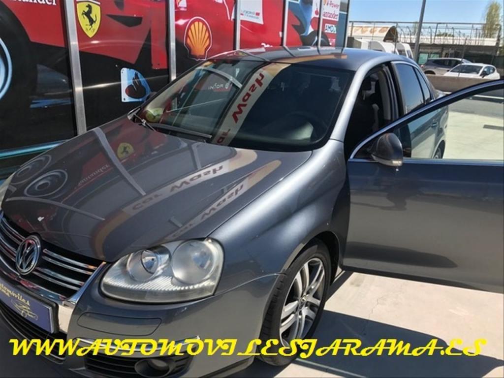 VOLKSWAGEN Jetta en San Sebastián de los Reyes - Imagen 1
