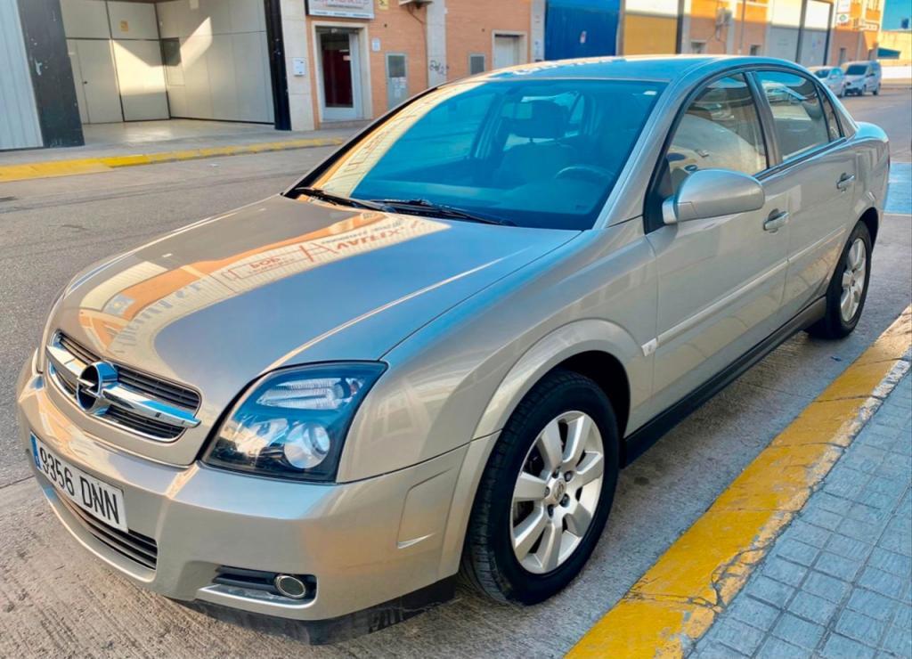 OPEL Vectra en Benicarló - Imagen 1
