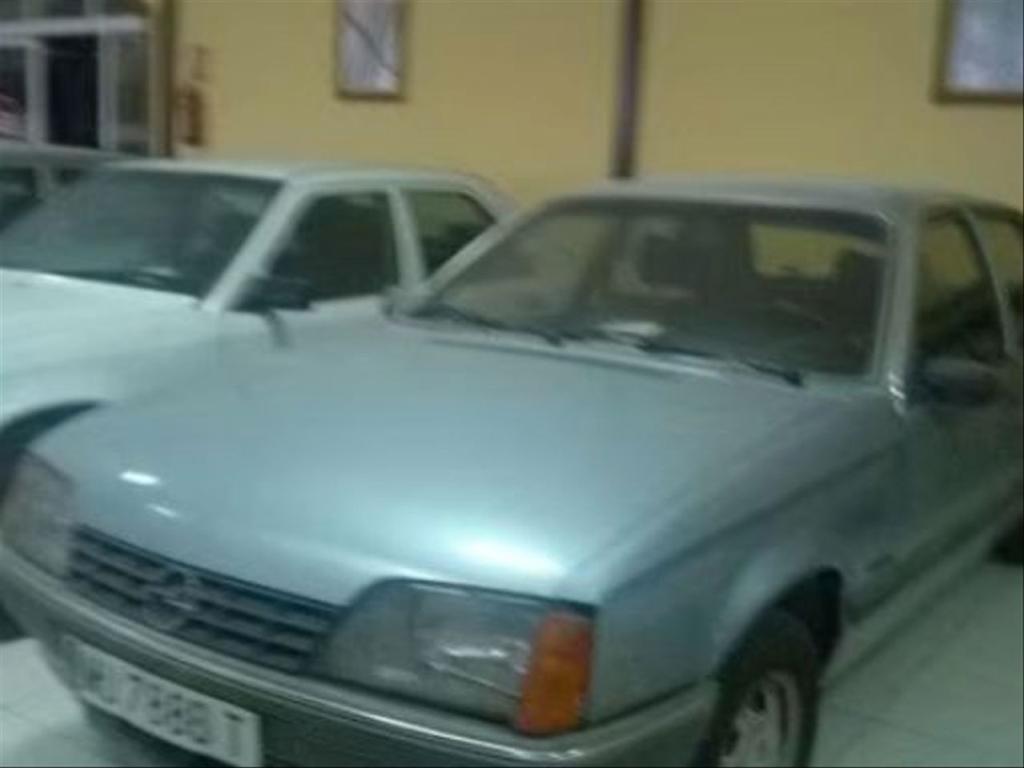 OPEL Rekord en Toledo - Imagen 1