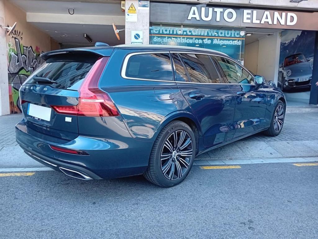 Volvo V60 RECHARGE T6 R-DESIGN AWD en Barcelona - Imagen 1
