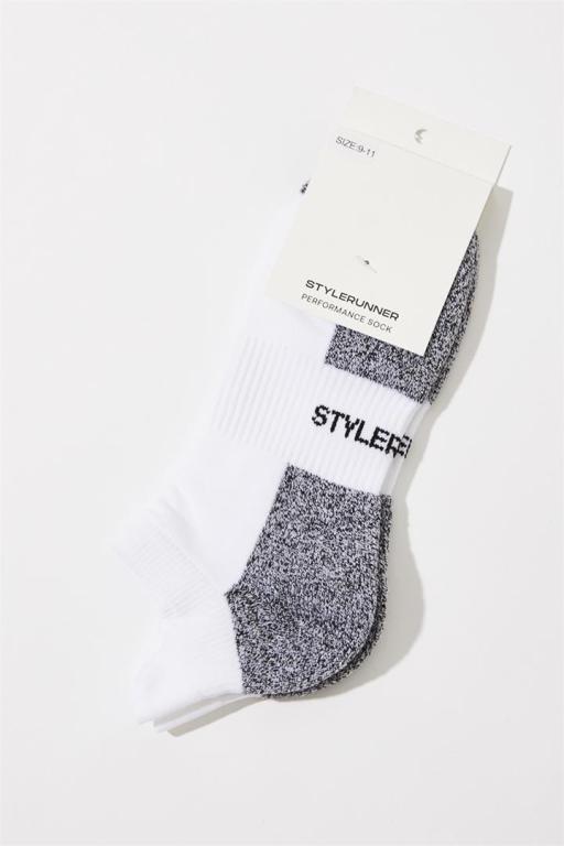 Stylerunner Performance Sock White in Waitakere - Image 1
