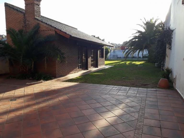 CASA 5 AMB. en Inmomap en Caseros - Imagen 1