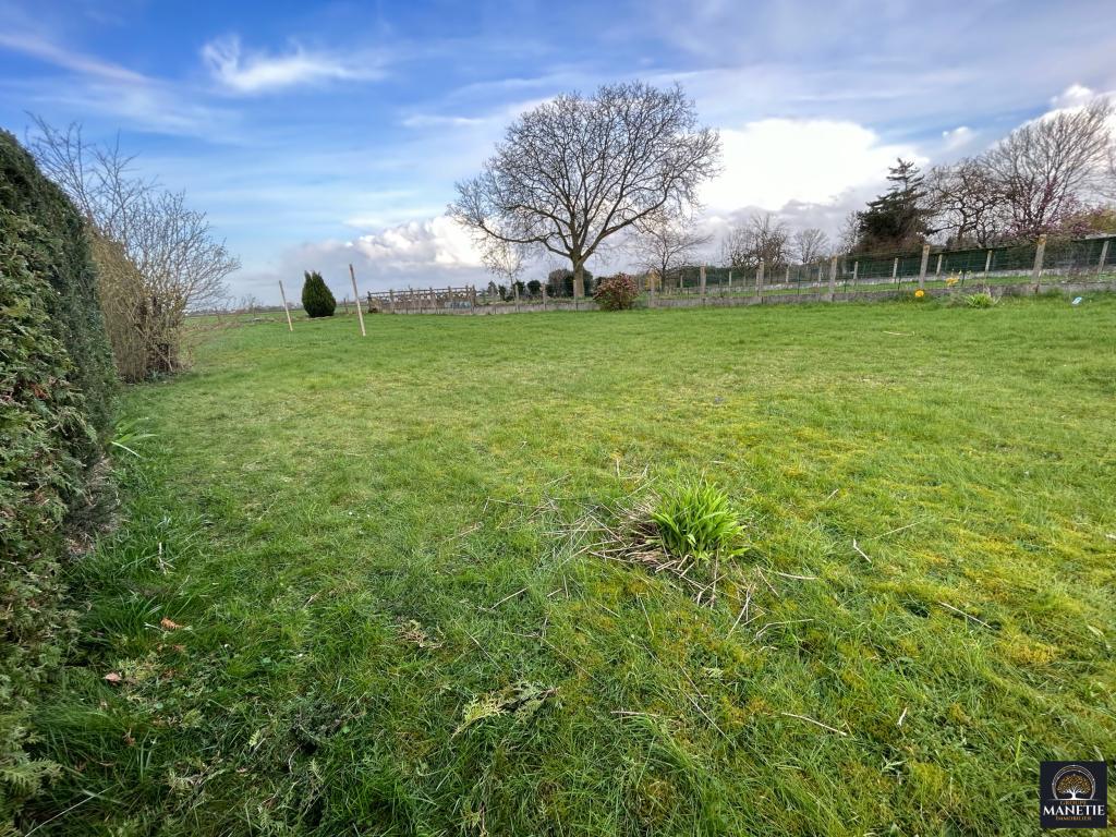 Terrain constructible à Moulins - Photo 1