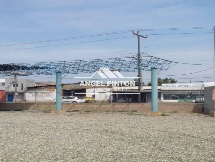GALPÓN EN VENTA VÍA A PERIJÁ API 938 en Maracaibo - Imagen 1