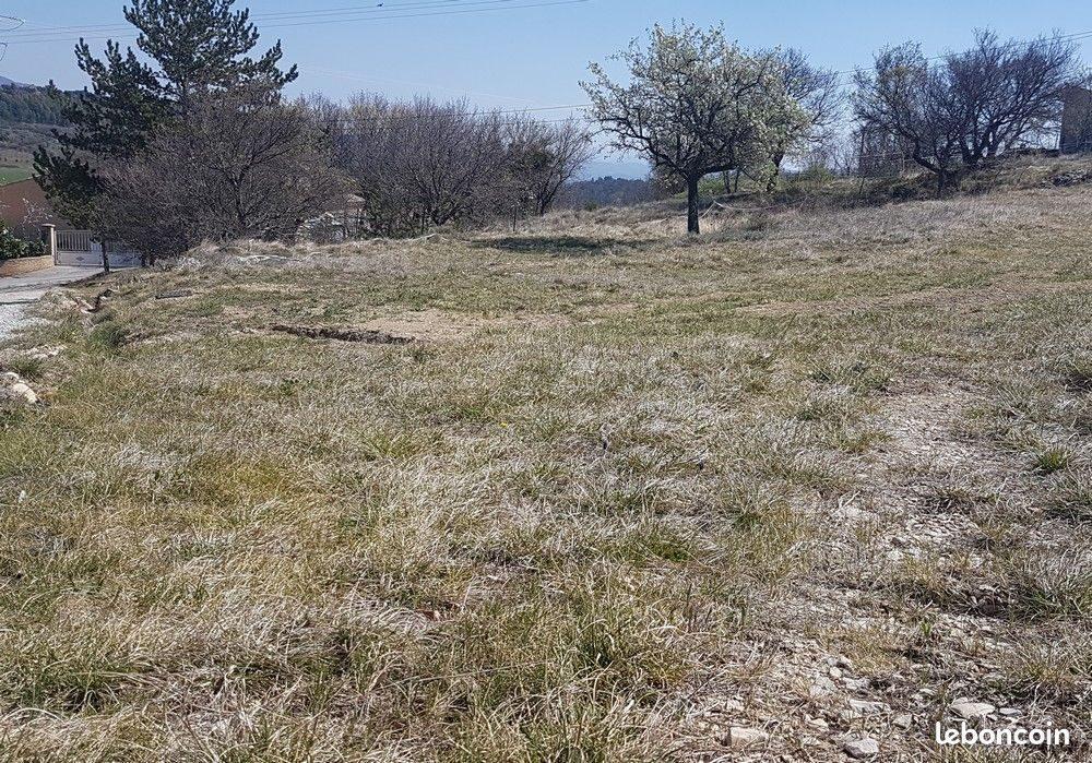 TERRAIN CONSTRUCTIBLE ET VIABILISE à Moulins - Photo 1
