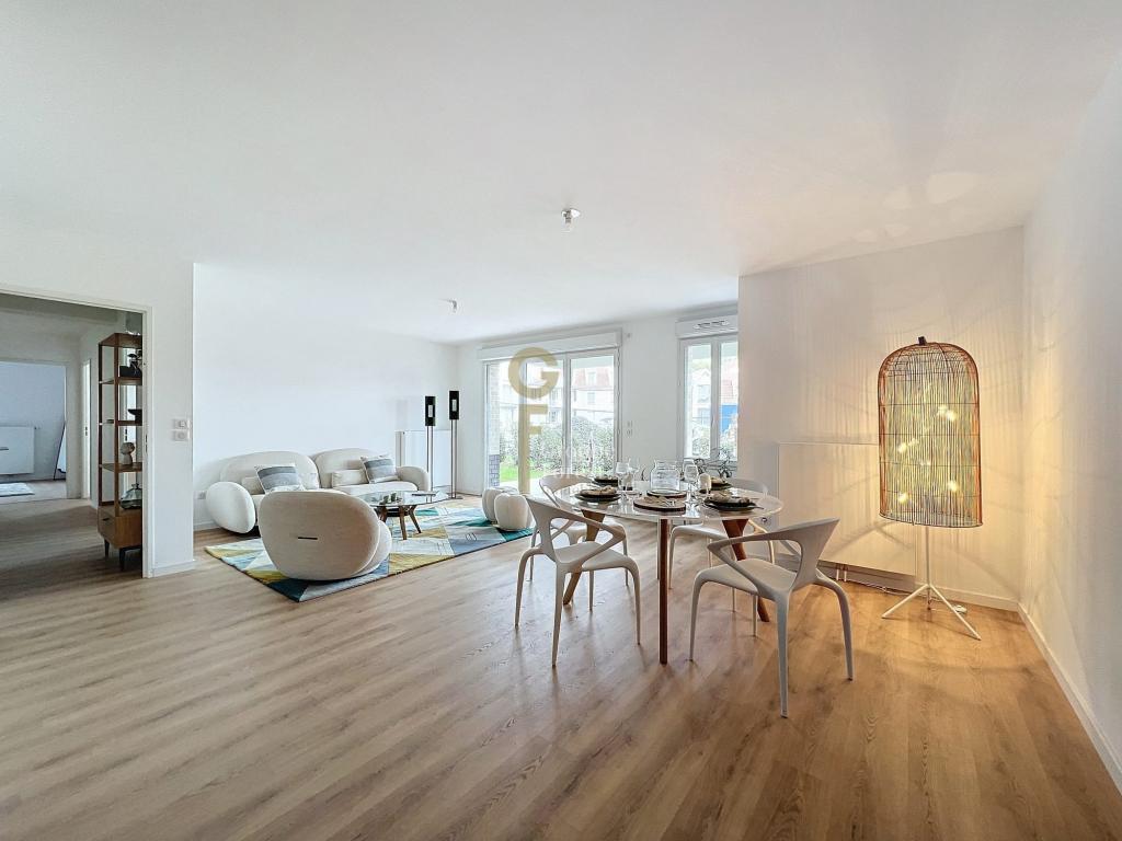 APPARTEMENT T4 à Lille - Photo 1