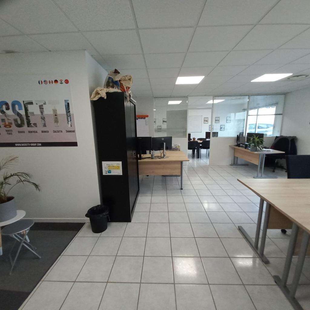 LOCATION BUREAUX à Nantes - Photo 1