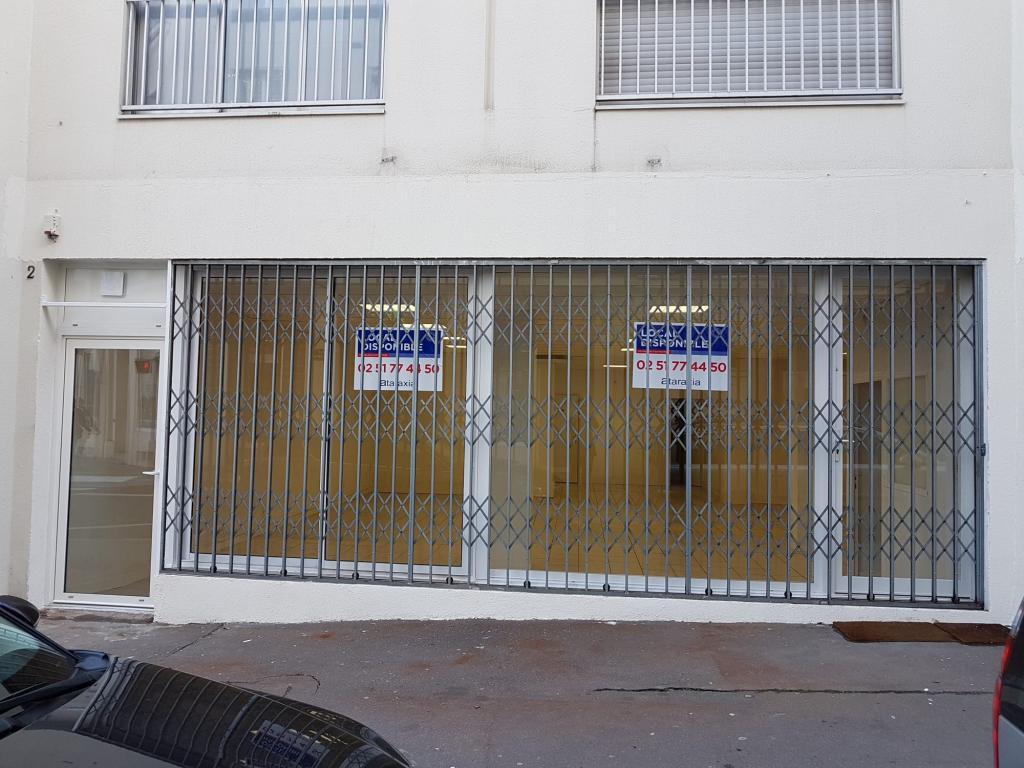 LOCATION LOCAL COMMERCIAL / BUREAUX à Nantes - Photo 1