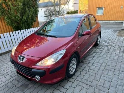 Don de Peugeot 307 à Boulogne-Billancourt - Photo 1