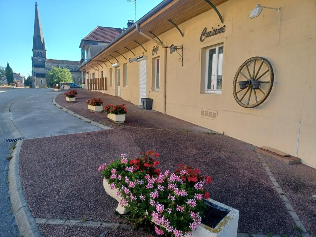 Local de restaurant. à Oyonnax - Photo 1