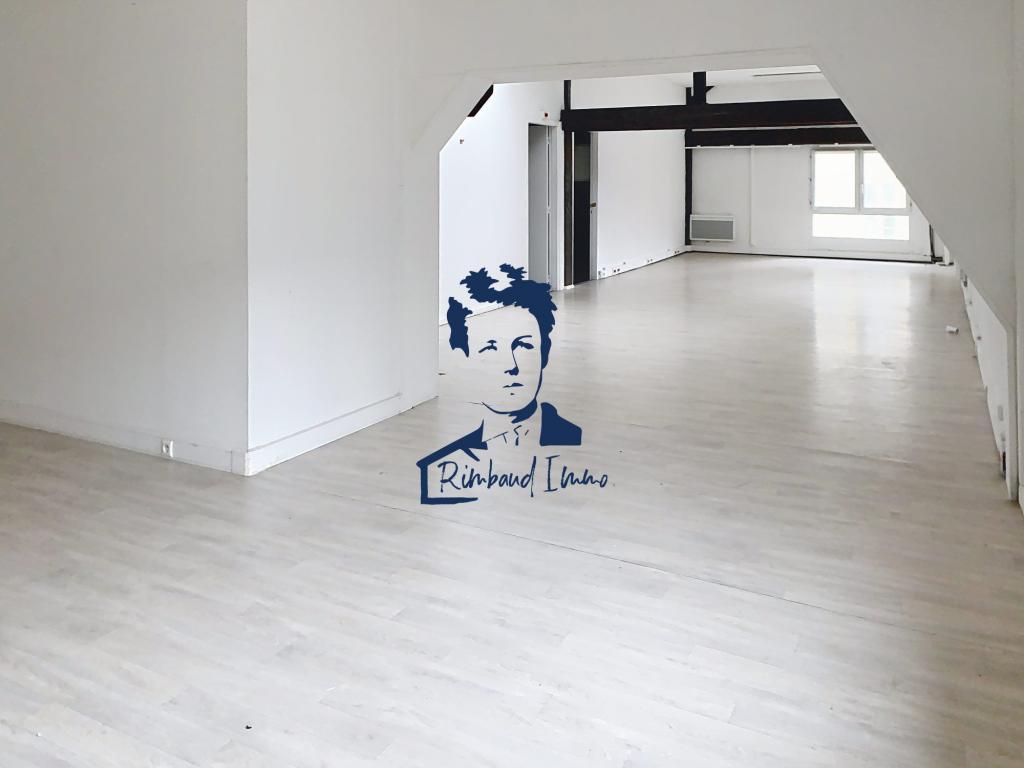 Bureaux à Charleville-Mézières - Photo 1