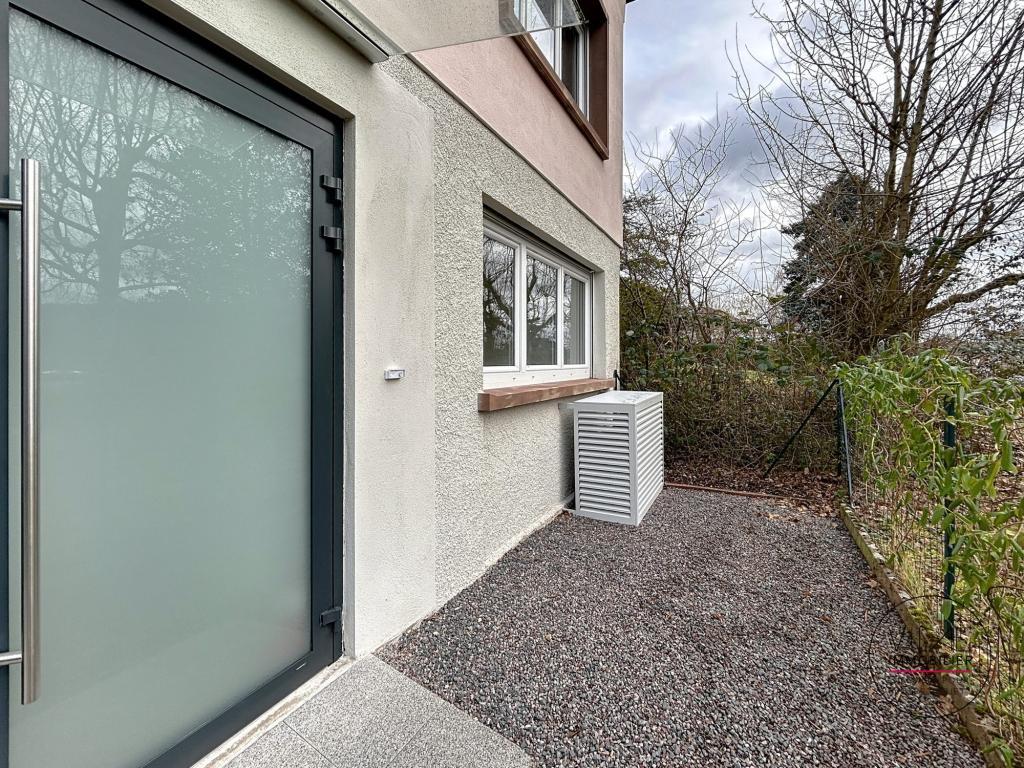 APPARTEMENT POUR ACTIVITE PROFESSIONNELLE à Strasbourg - Photo 1