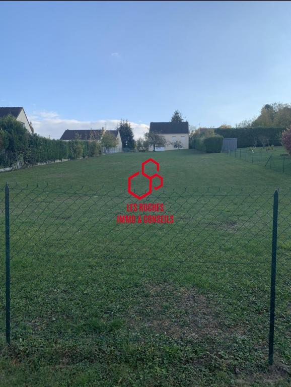 Terrain constructible à Meaux - Photo 1