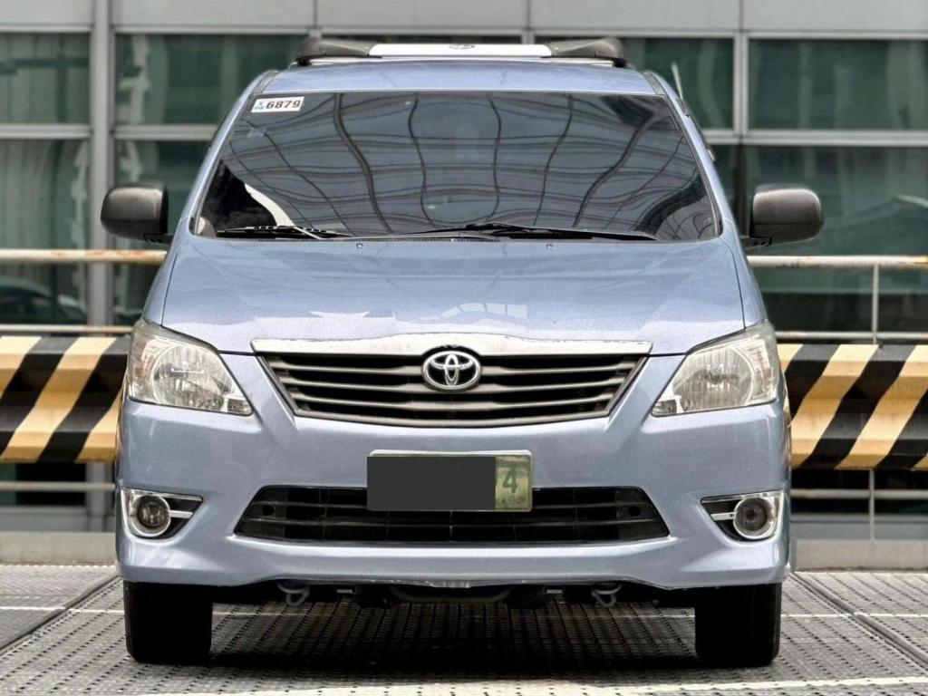 2012 Toyota Innova 2.0 E Gas Automatic in Bacoor - Image 1