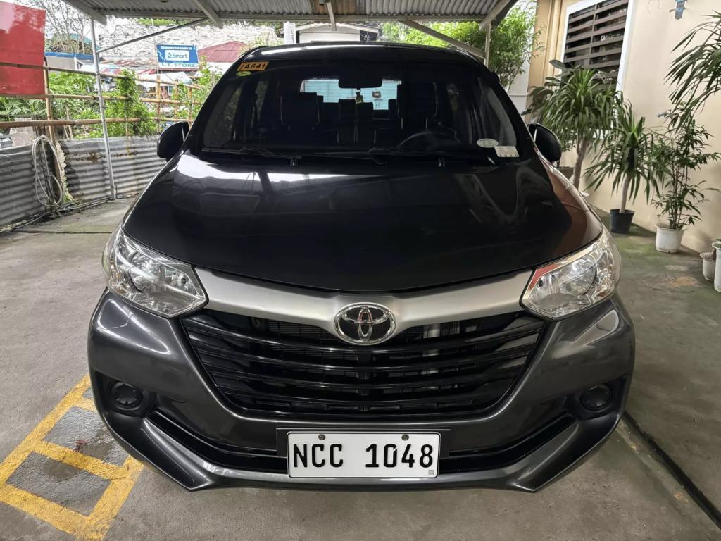 Selling Used Toyota Avanza 1.3e 2018 Model Grey in Plaridel - Image 1