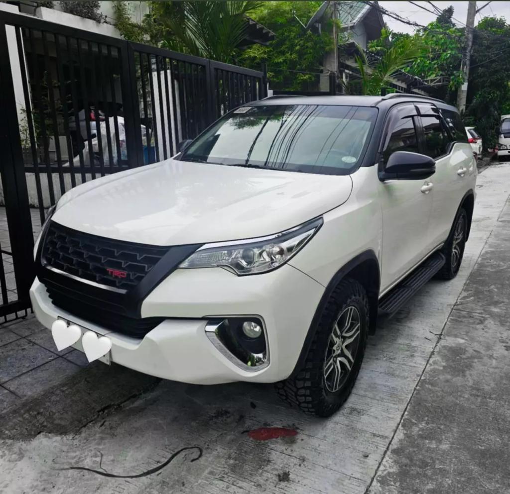 Selling our 2019 TOYOTA FORTUNER G 2.4L 4X2 DSL A/T in Malabon - Image 1