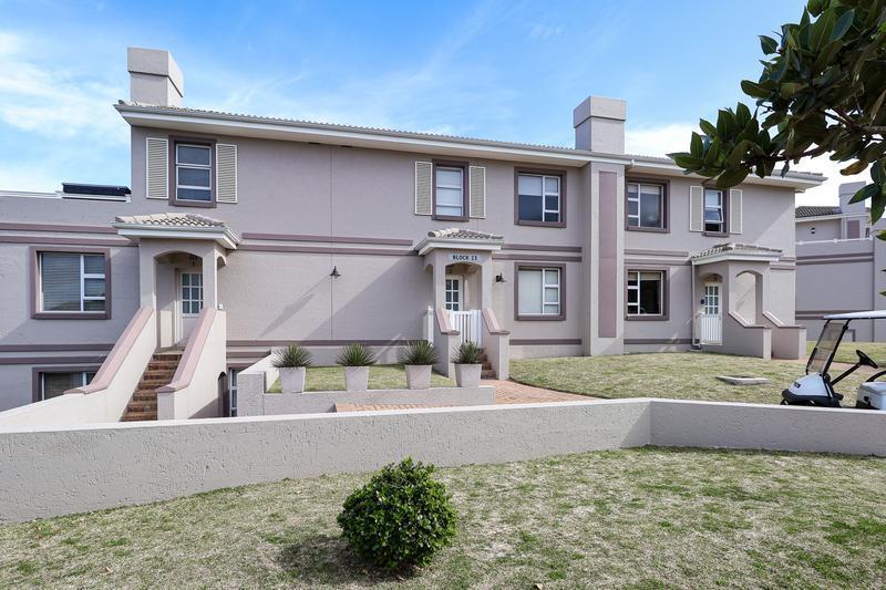 Simplex 2648-ref-115 for Rent in Pinnacle Point Golf … in Mossel Bay - Image 1
