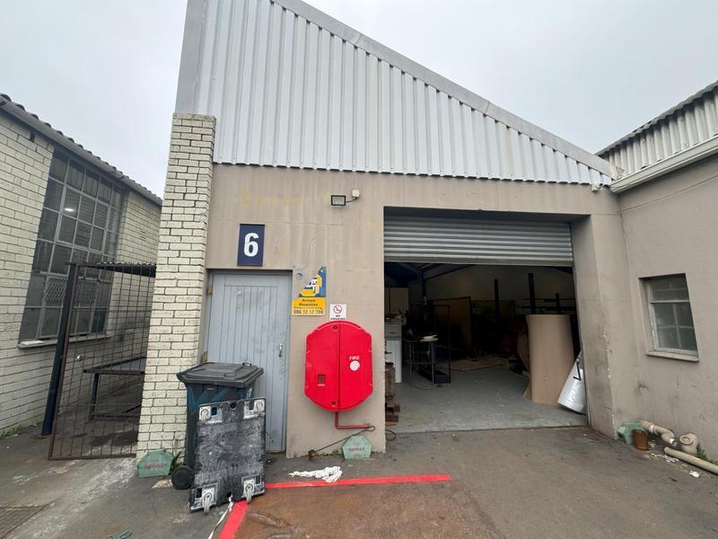 Industrial 2801-ref-159 for Rent in Beaconvale, Parow in Bellville - Image 1